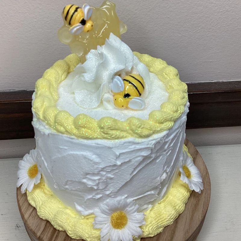 Bee Faux Cake